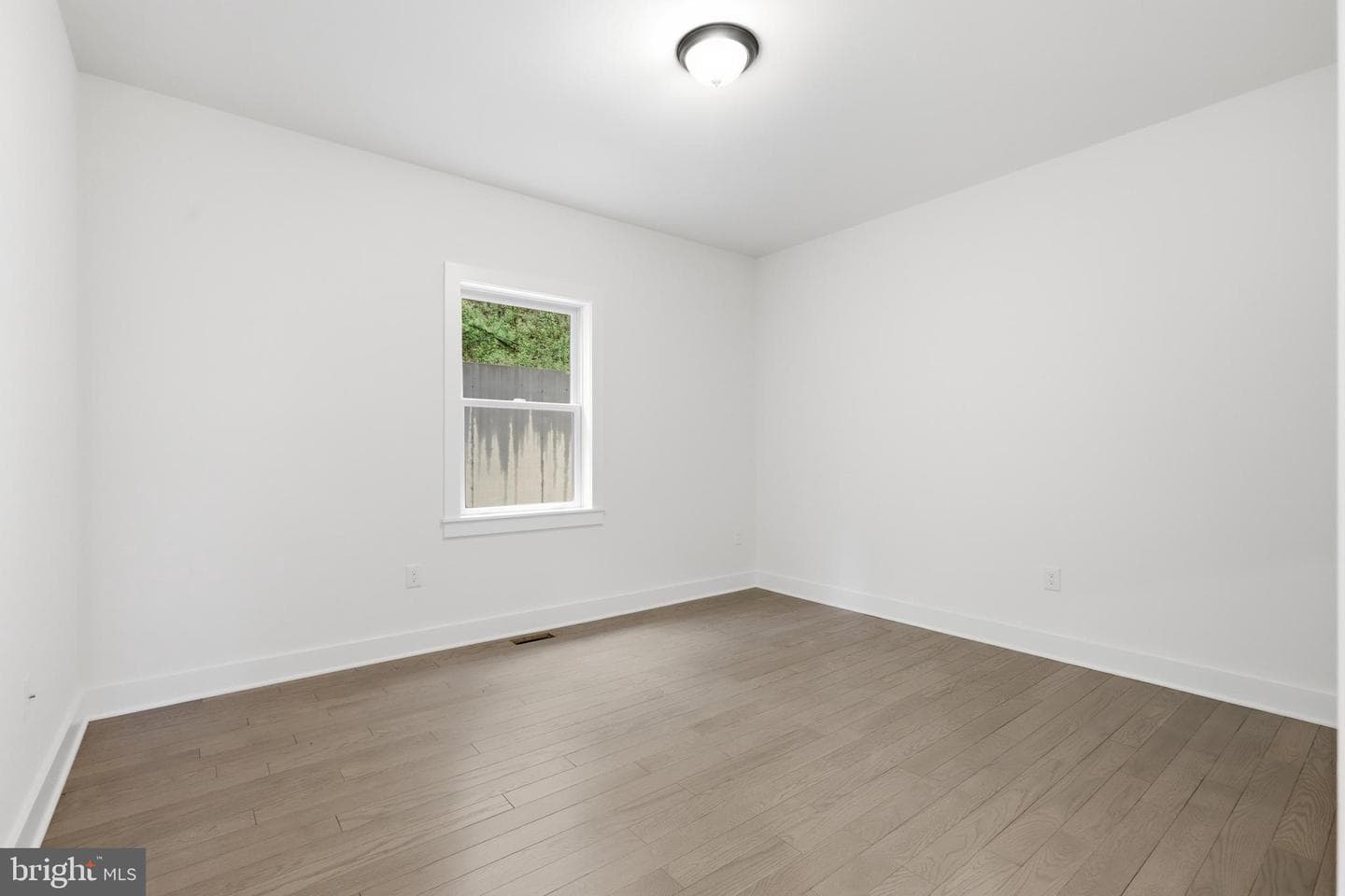 759 River Rd photo 25