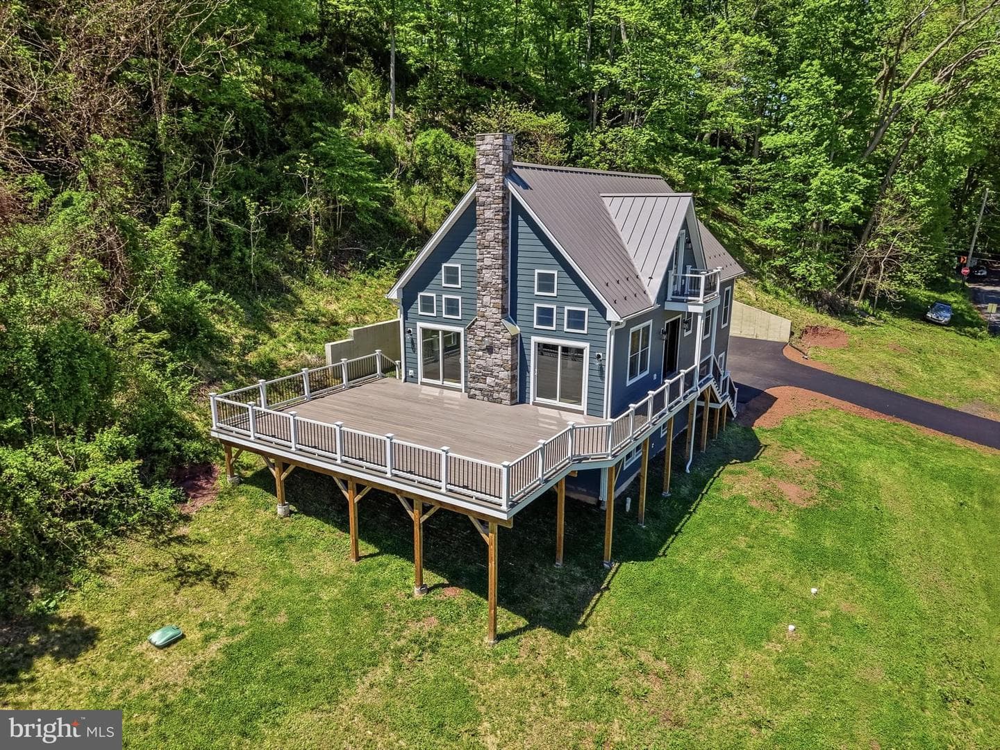 759 River Rd photo 4