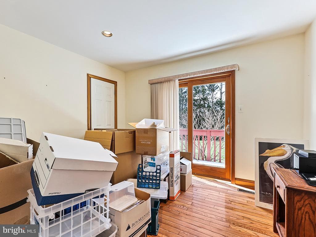 375 Sentinel Avenue photo 40