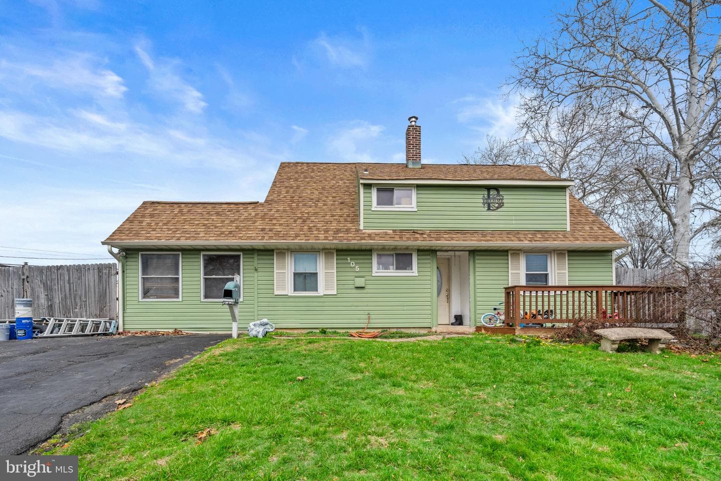 105 Indian Creek Drive photo 1