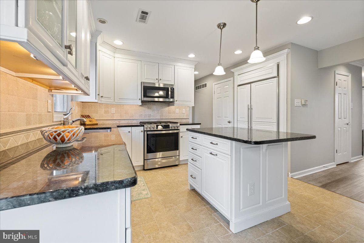73 Brookside Drive photo 11
