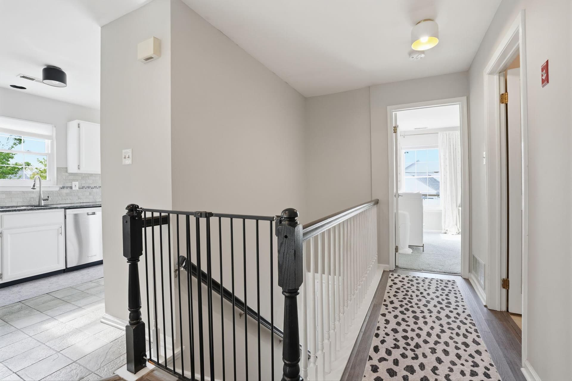 2406 Lynbrooke Drive photo 9
