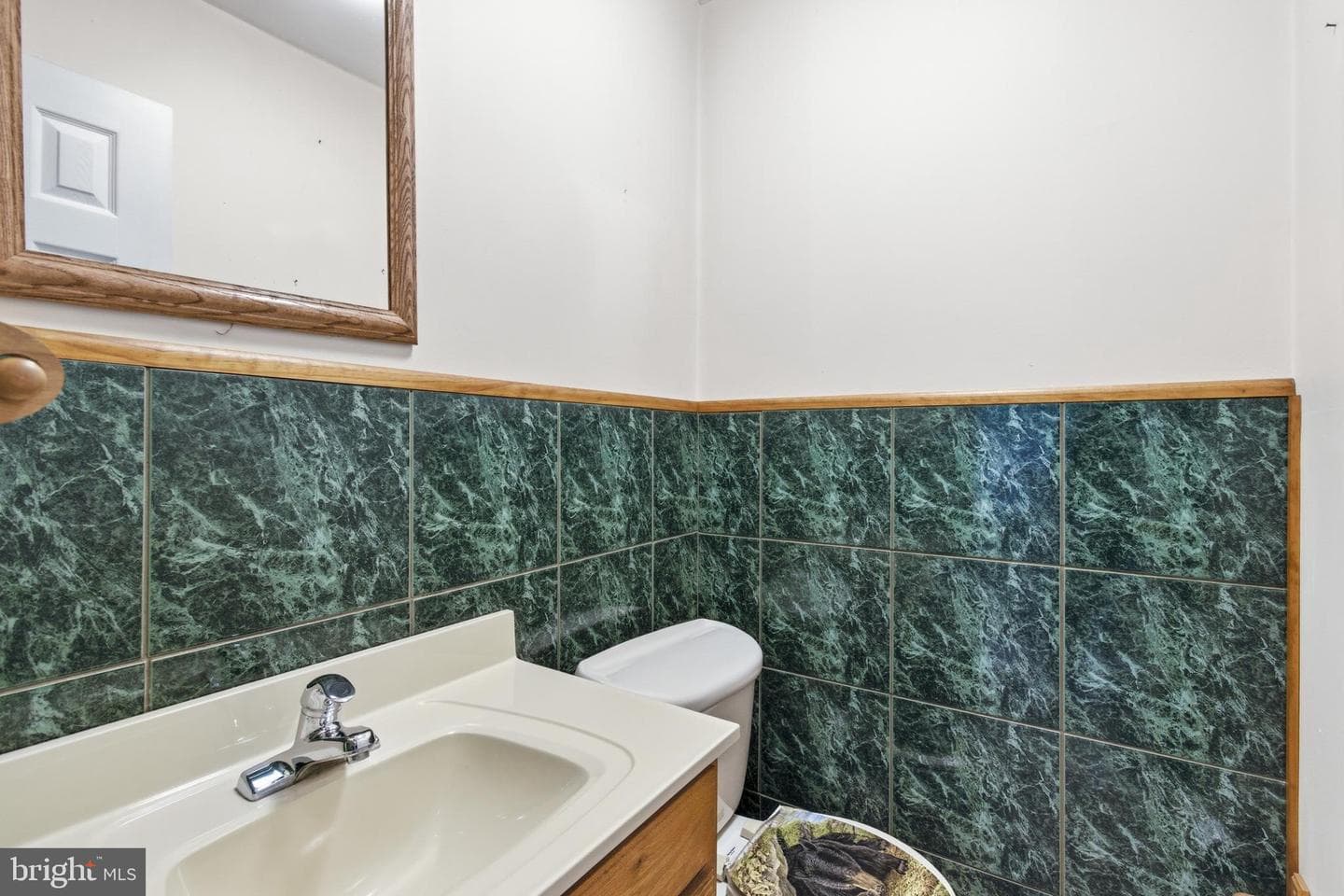 2200 Chestnut Road photo 39