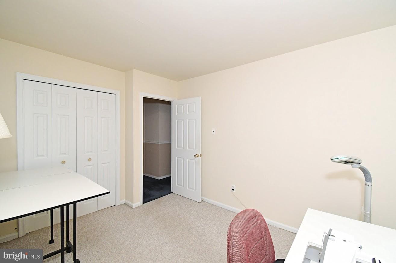 31 Farber Drive photo 20