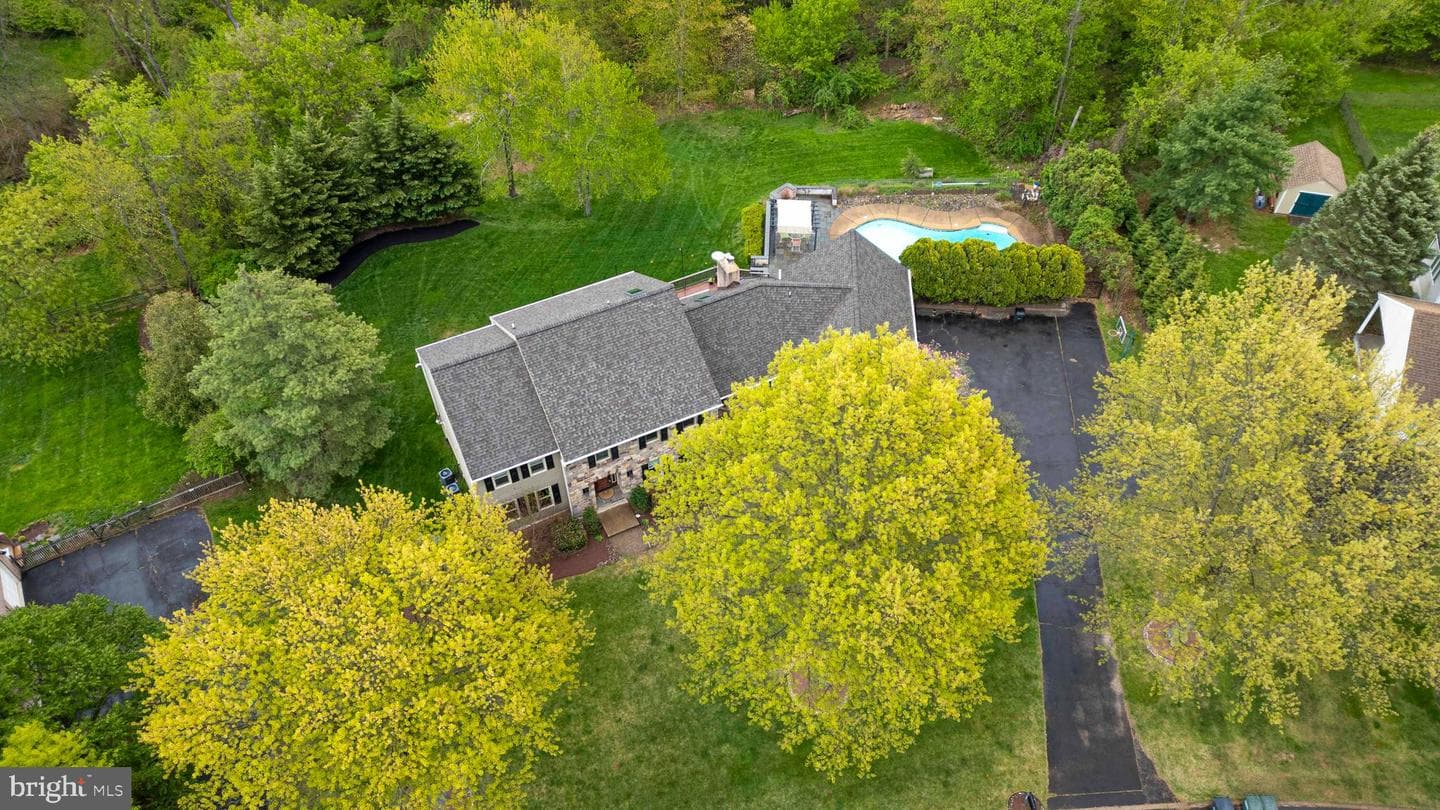 167 Matthew Circle photo 60