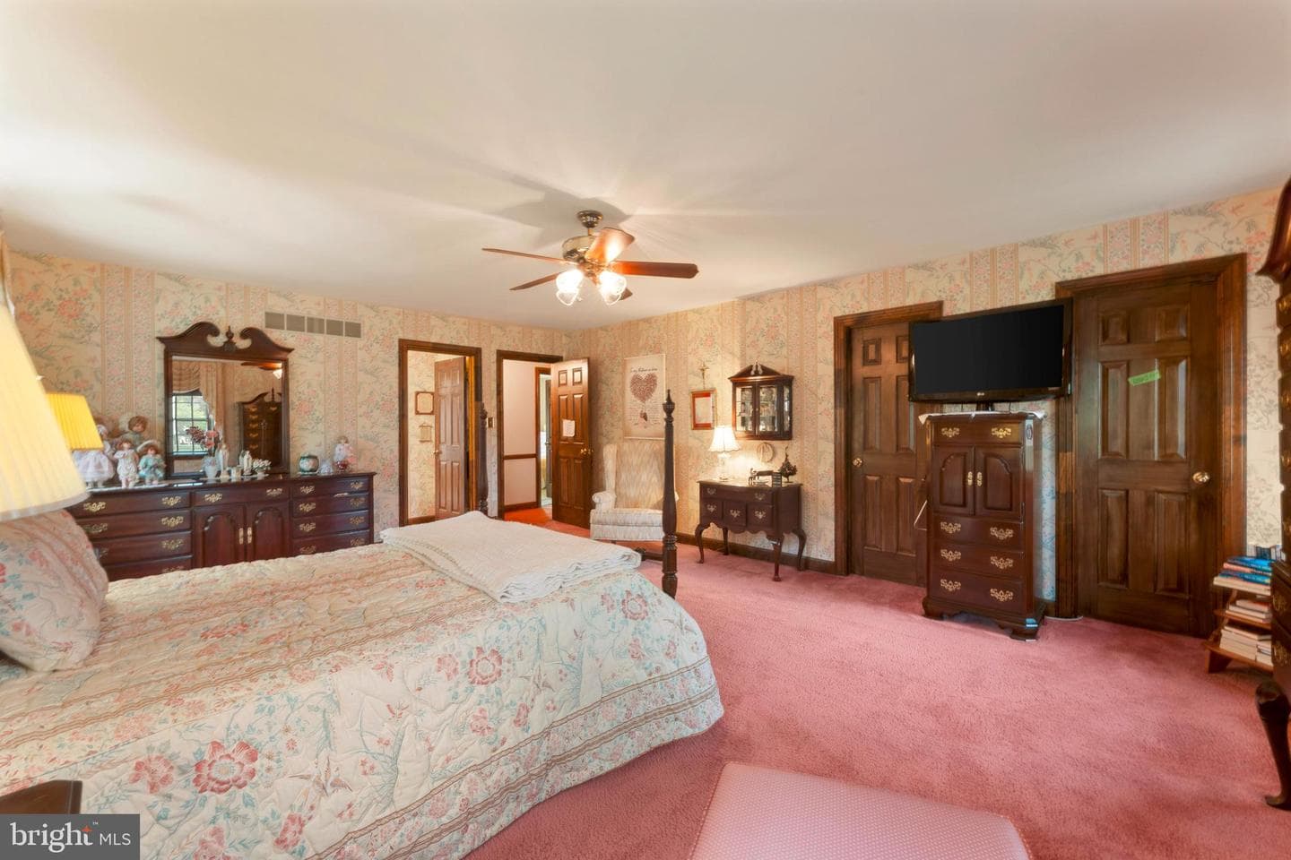 111 Cedar Glen Drive photo 32
