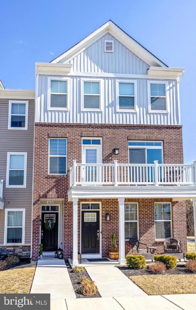 4830 Franklin Circle photo 3
