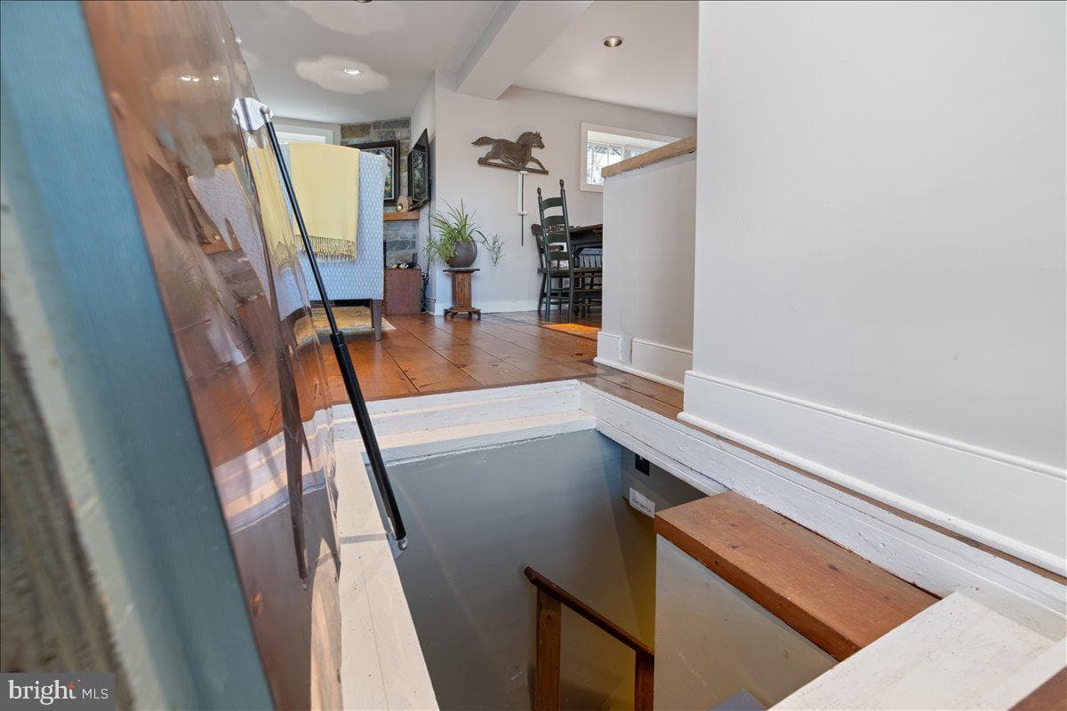 3673 River Rd photo 21