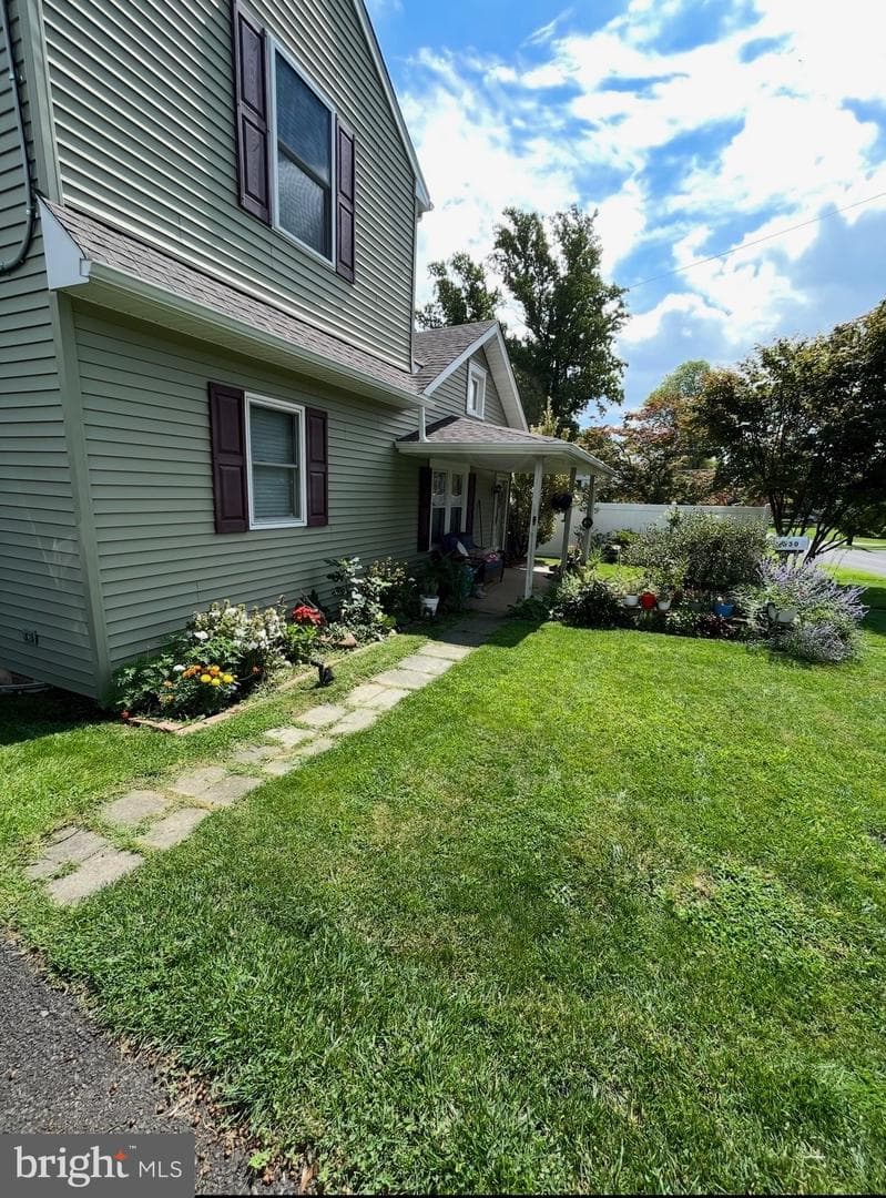 530 Avenue Avenue E photo 3
