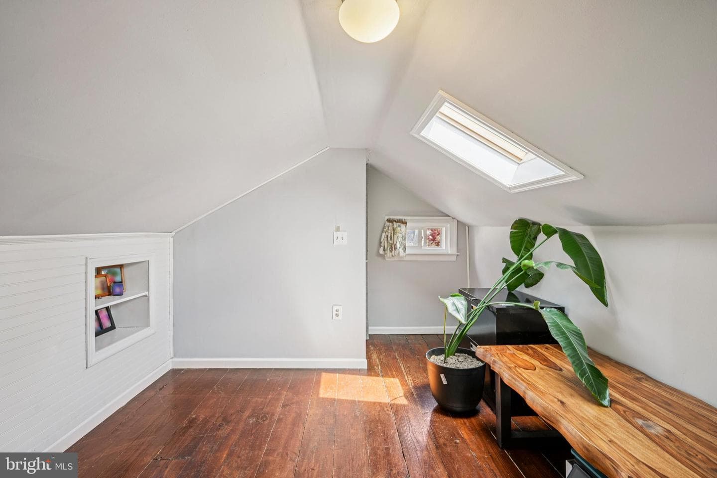 530 Avenue Avenue E photo 33