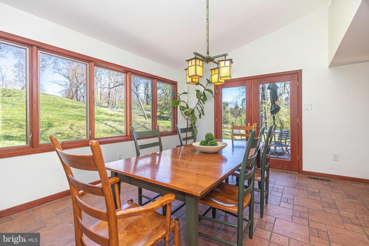 101 Rogers Road photo 15