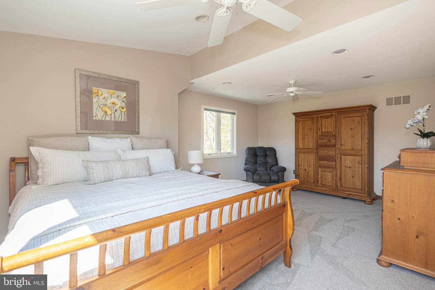 101 Rogers Road photo 27