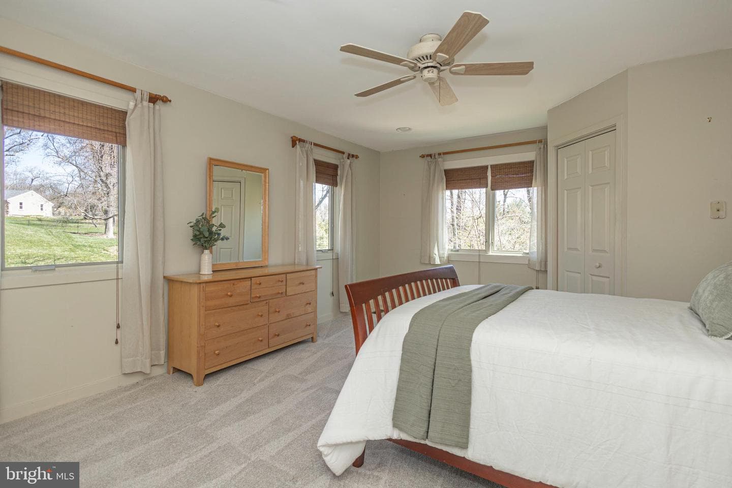 101 Rogers Road photo 31