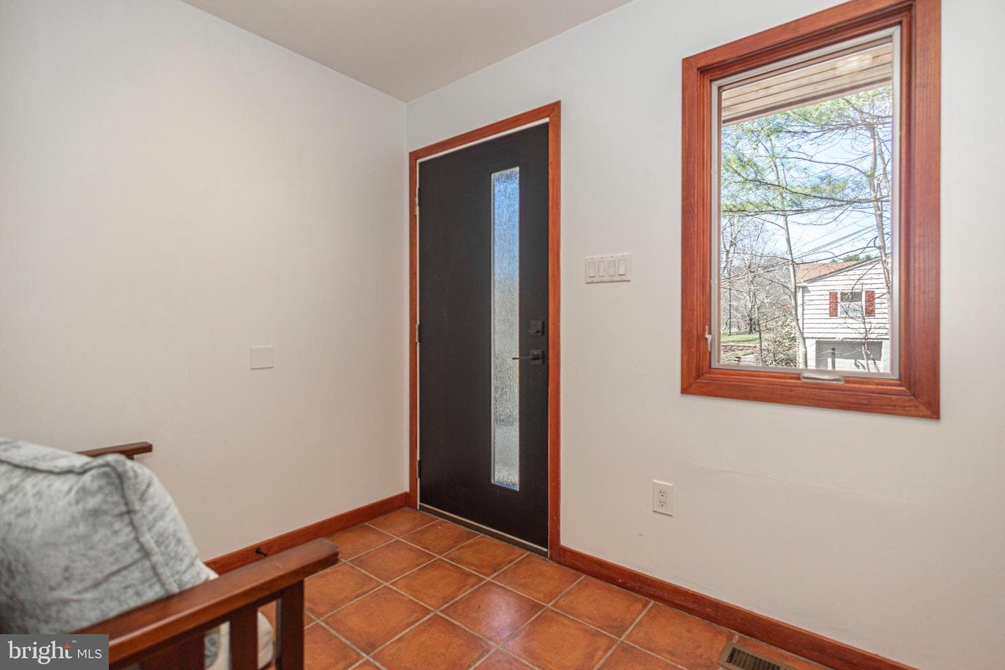 101 Rogers Road photo 41