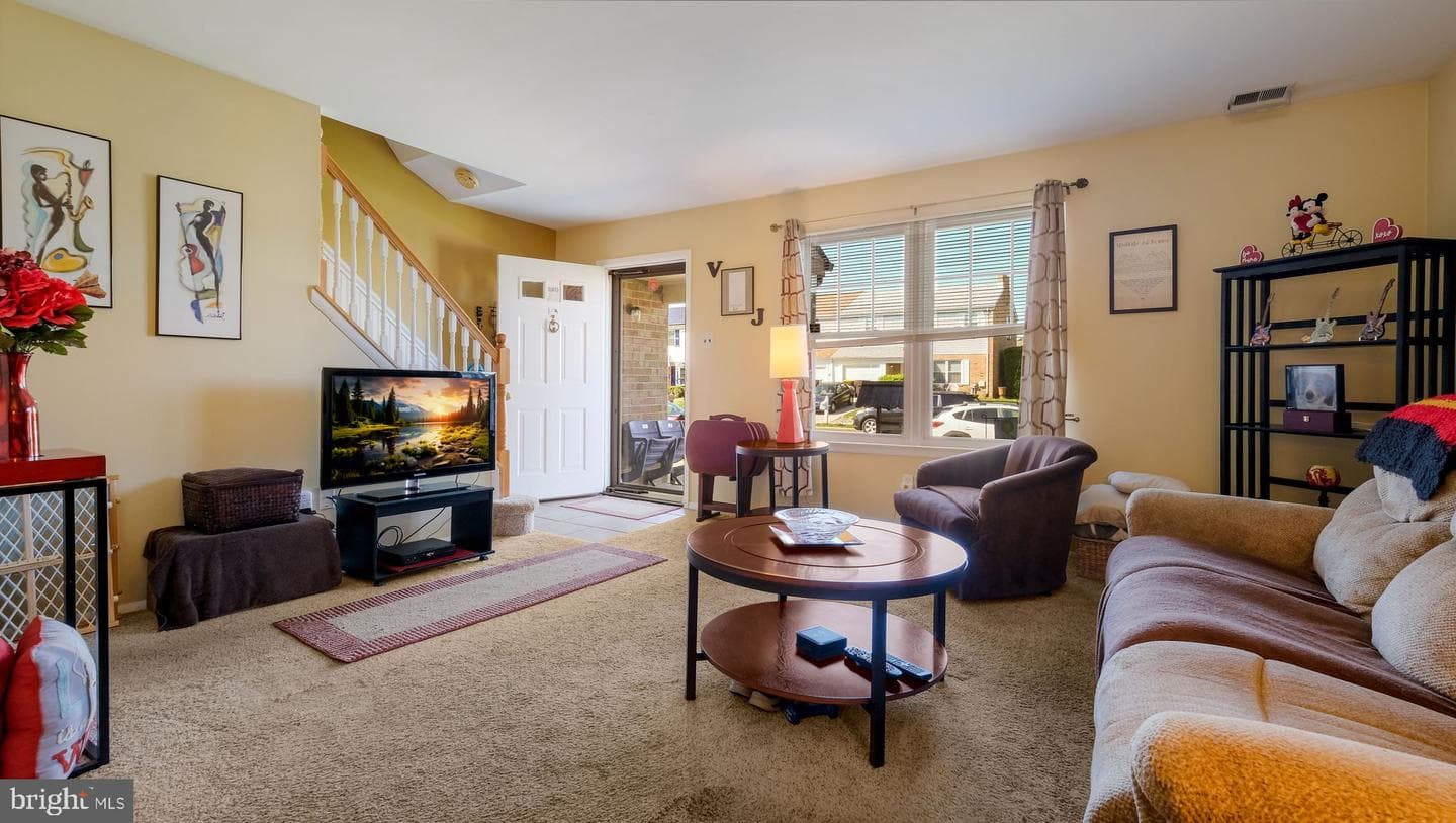 2458 Williamson Court photo 6