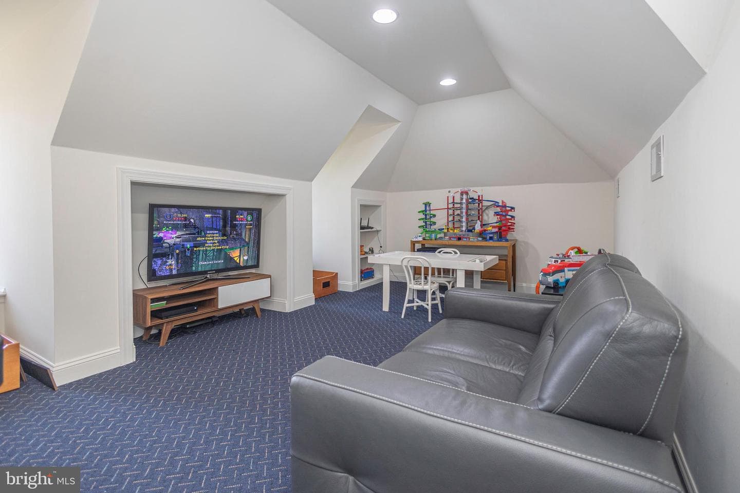 29 Juniper Court photo 56