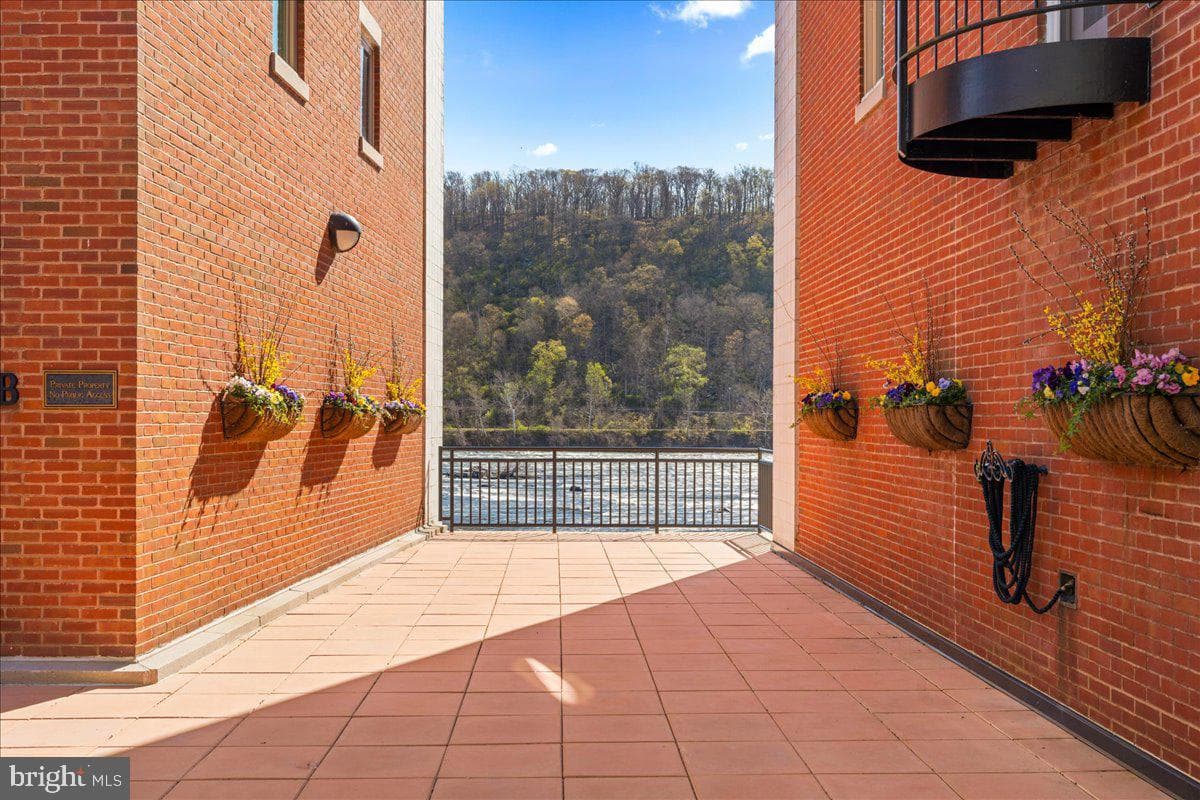 350 S River Road #d10 photo 32