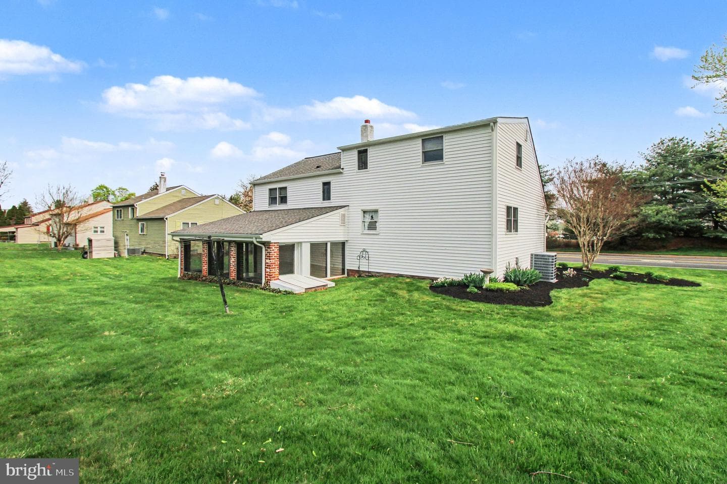 716 W Bristol Road photo 26