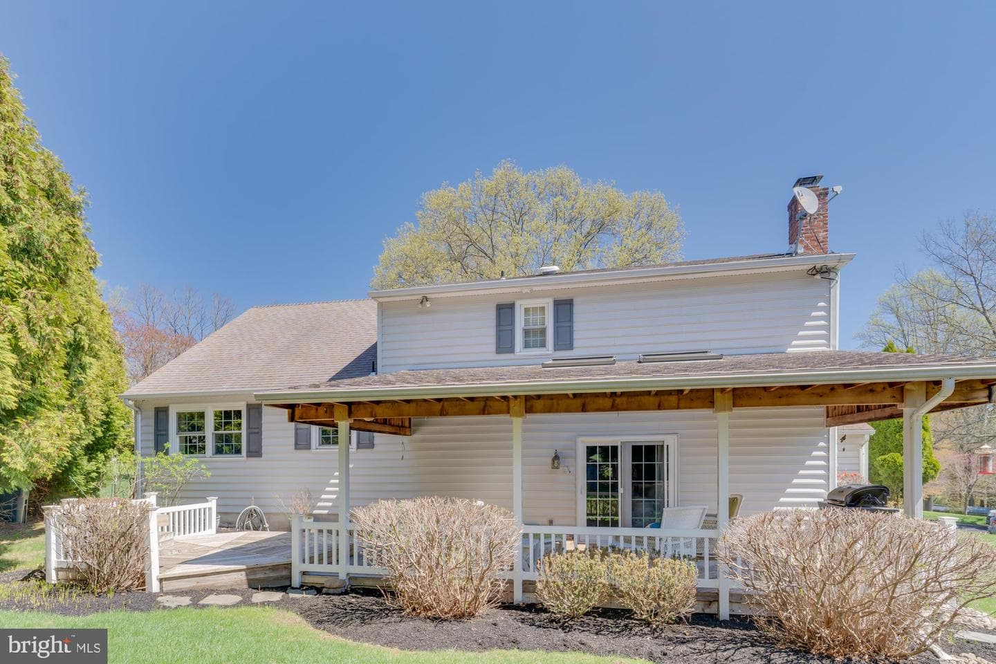 225 Buttonwood Drive photo 40