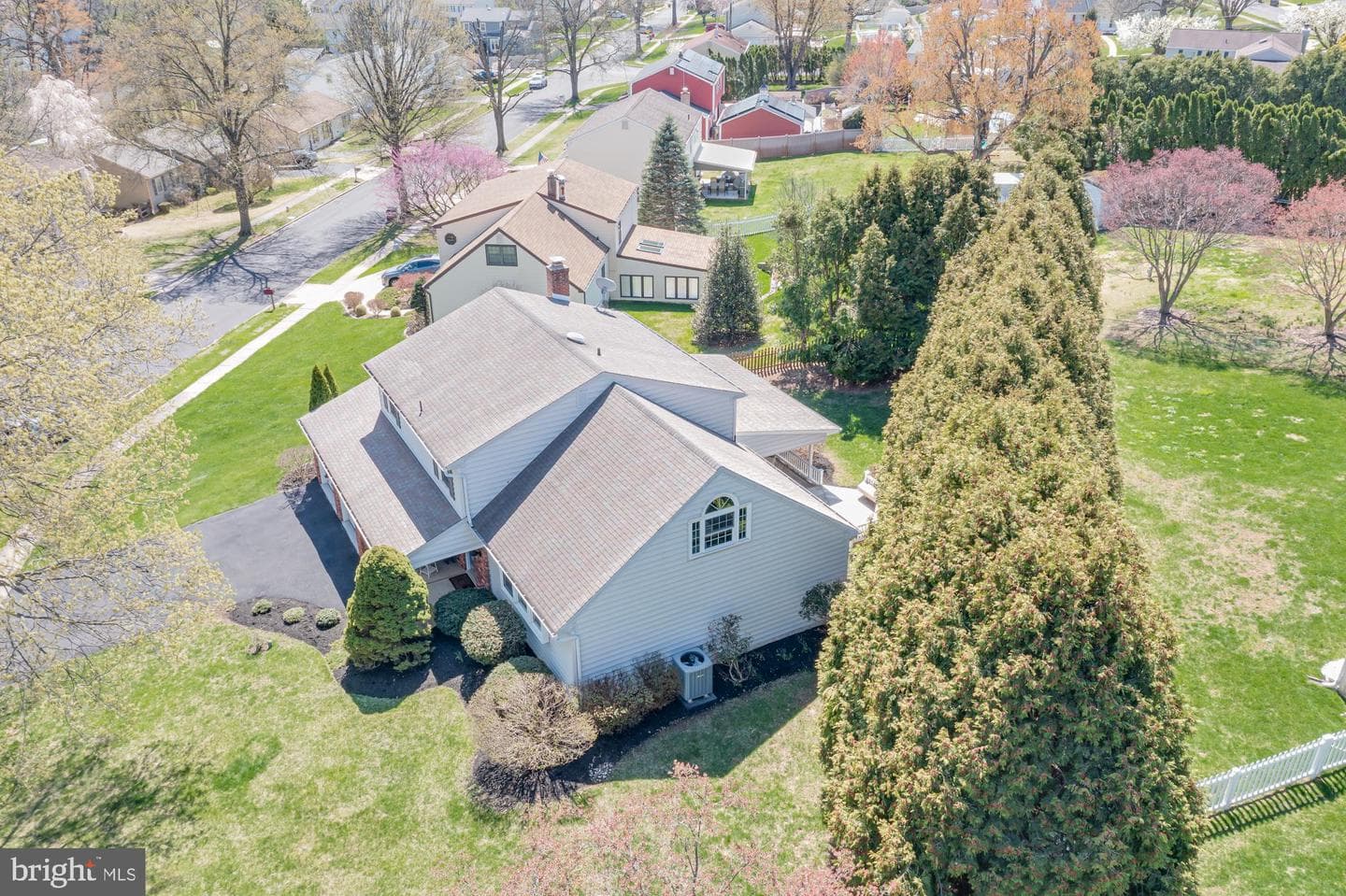 225 Buttonwood Drive photo 46
