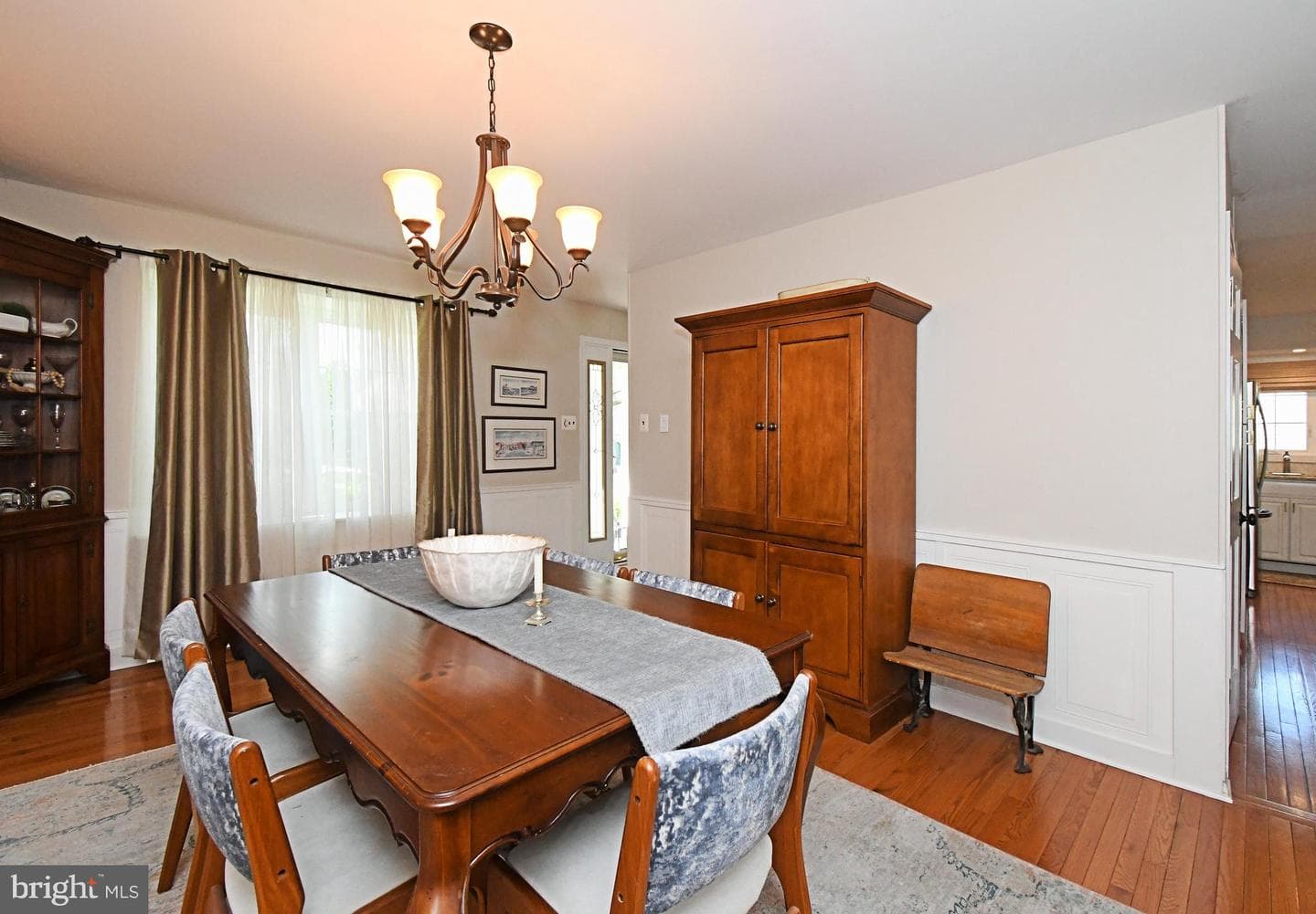 235 Argyle Road photo 11
