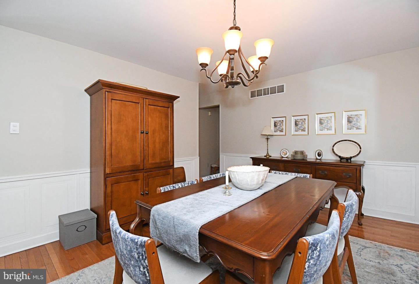 235 Argyle Road photo 12