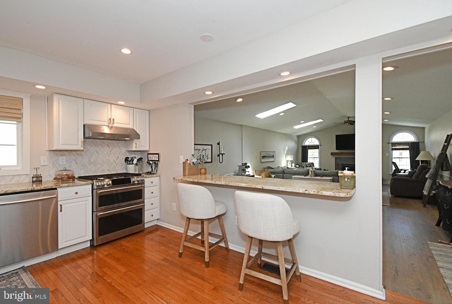 235 Argyle Road photo 14