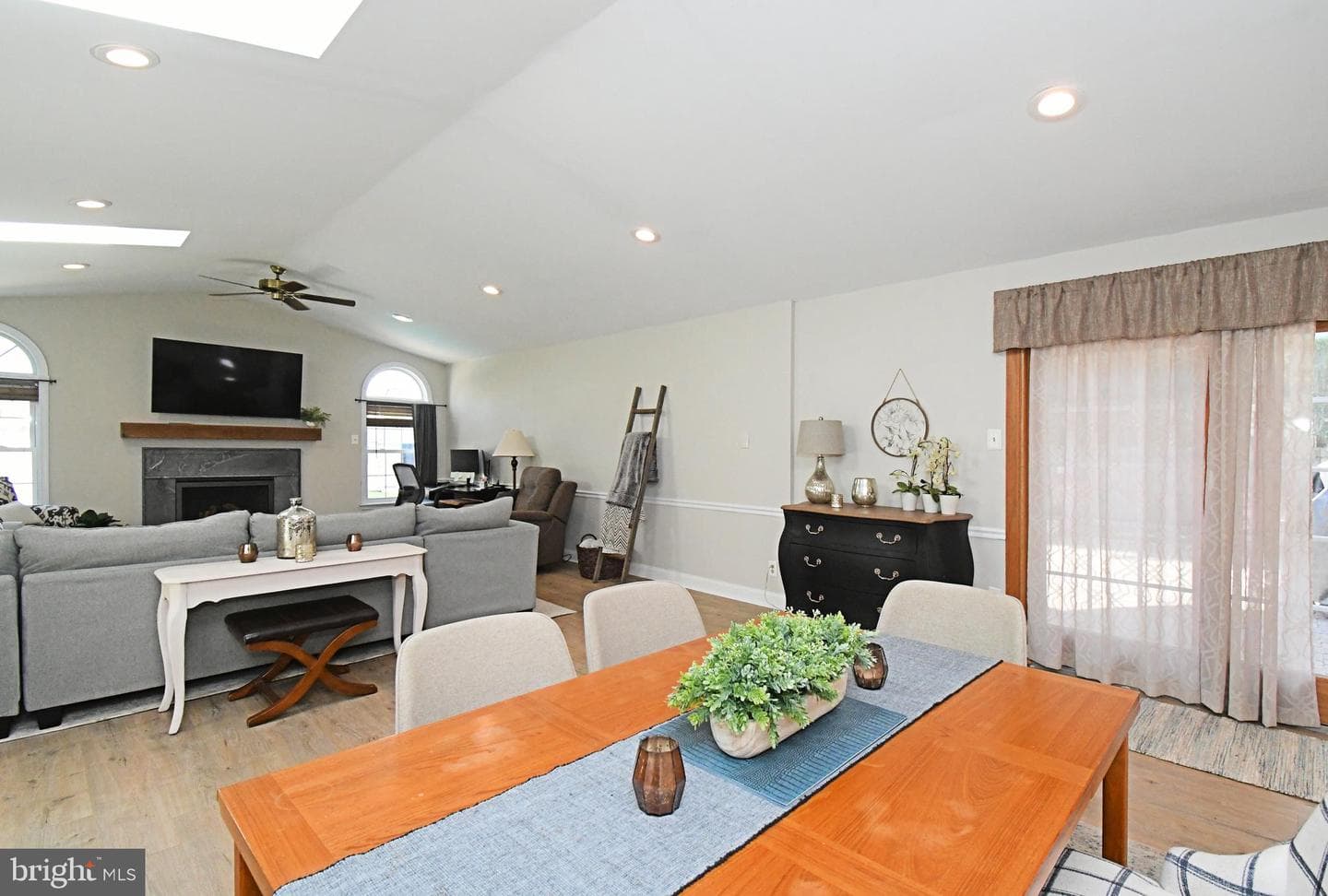 235 Argyle Road photo 21