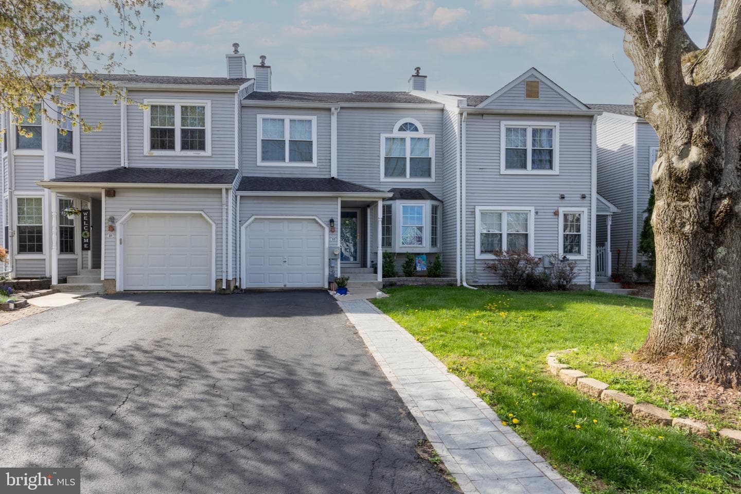 33 Skyview Way photo 2