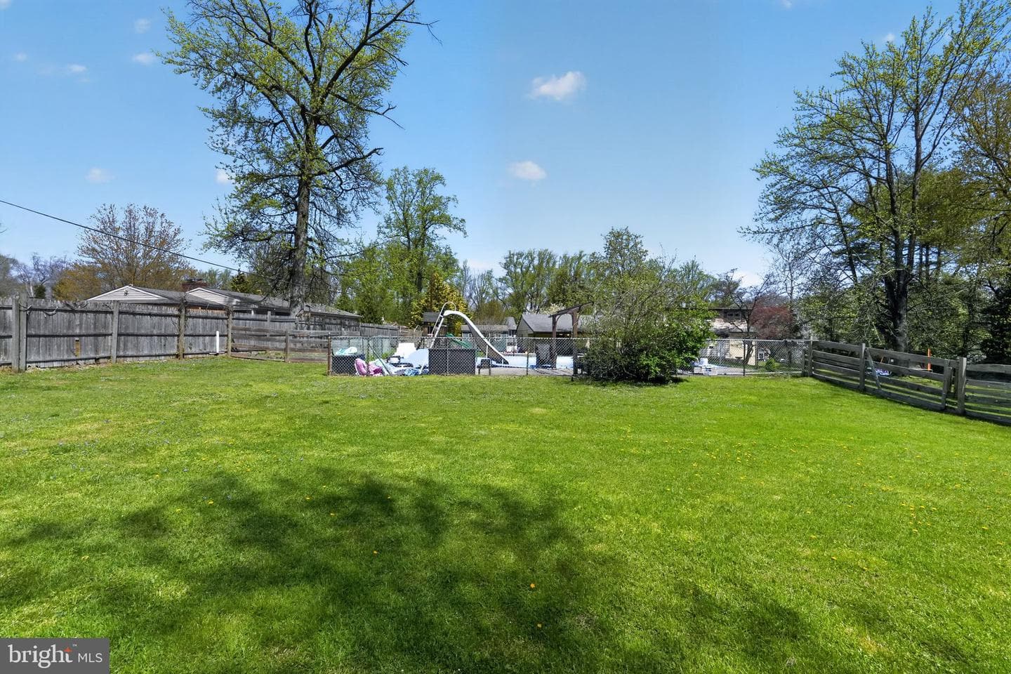 871 Roberts Road photo 46