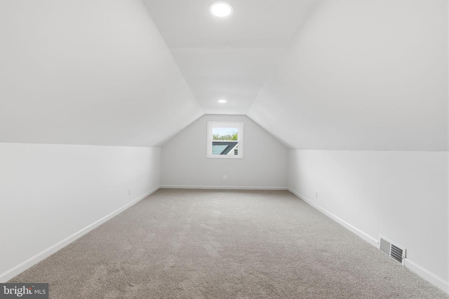 369 Deb Lane photo 21