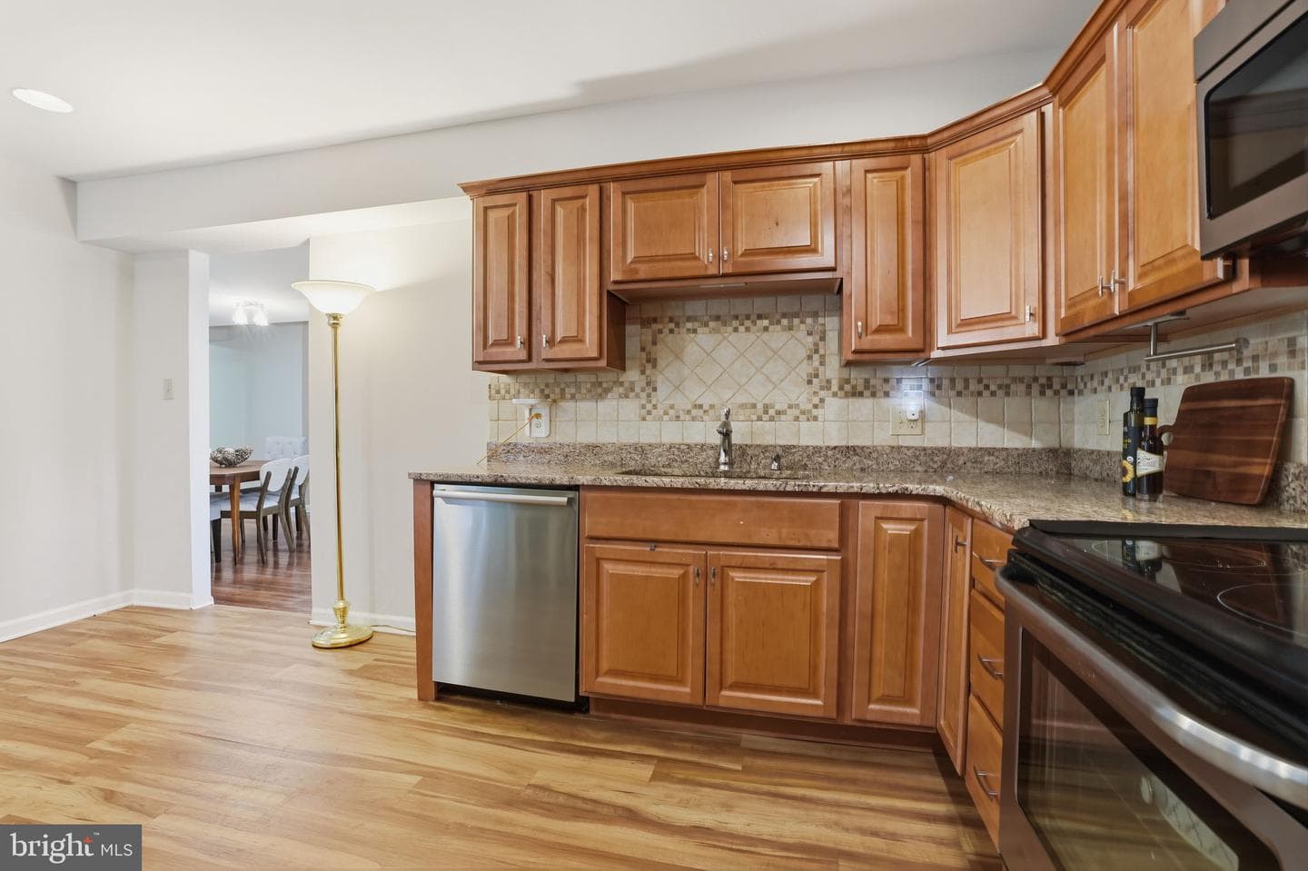 35 Ember Lane photo 14