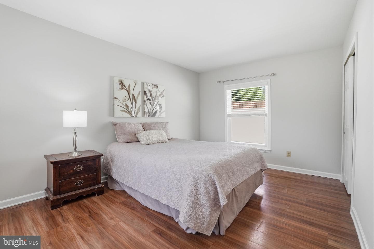 35 Ember Lane photo 20