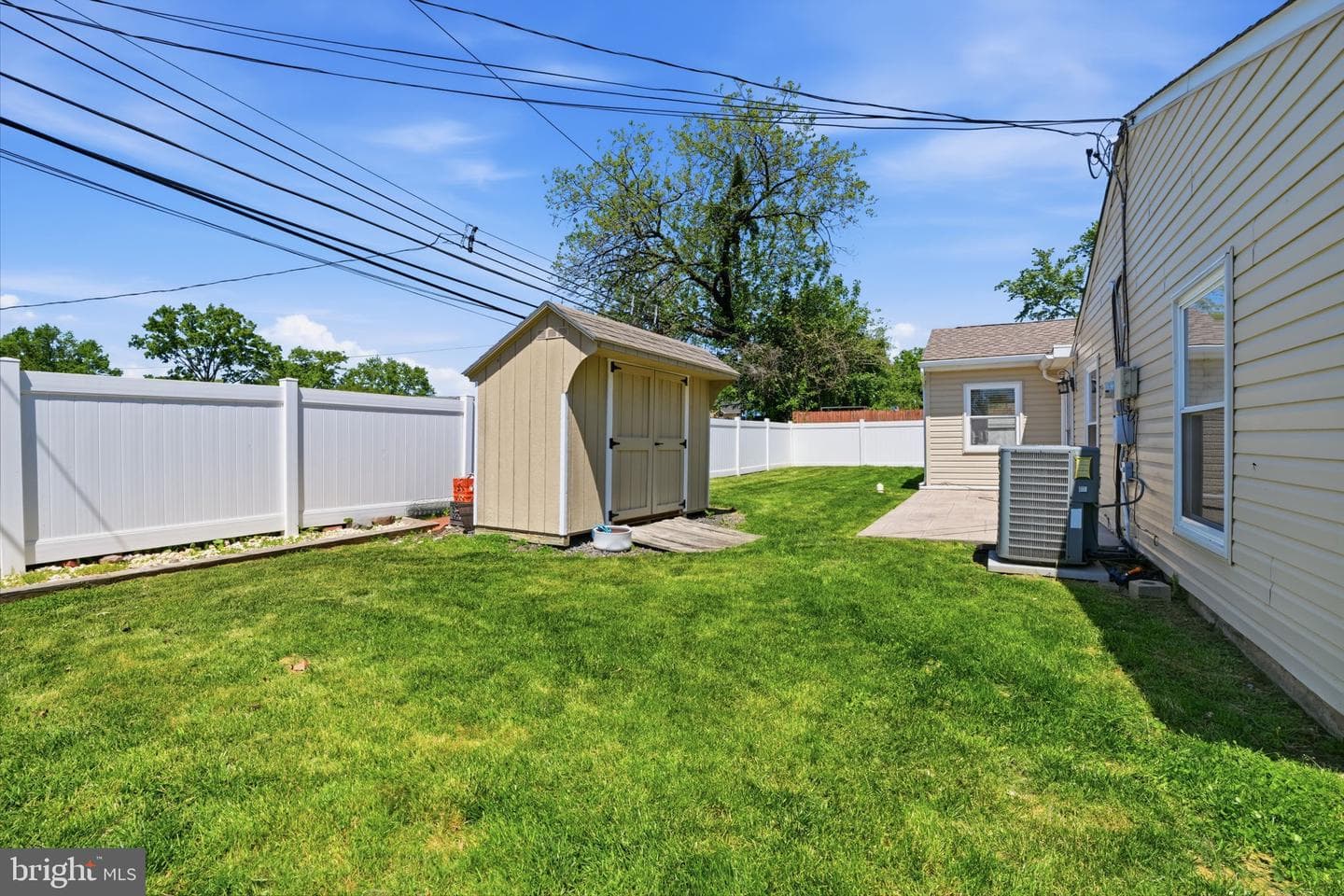 35 Ember Lane photo 25