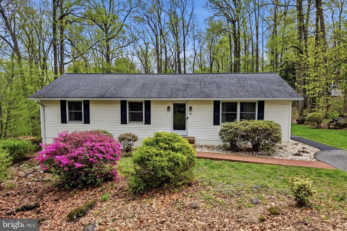 2110 Berry Lane photo 1