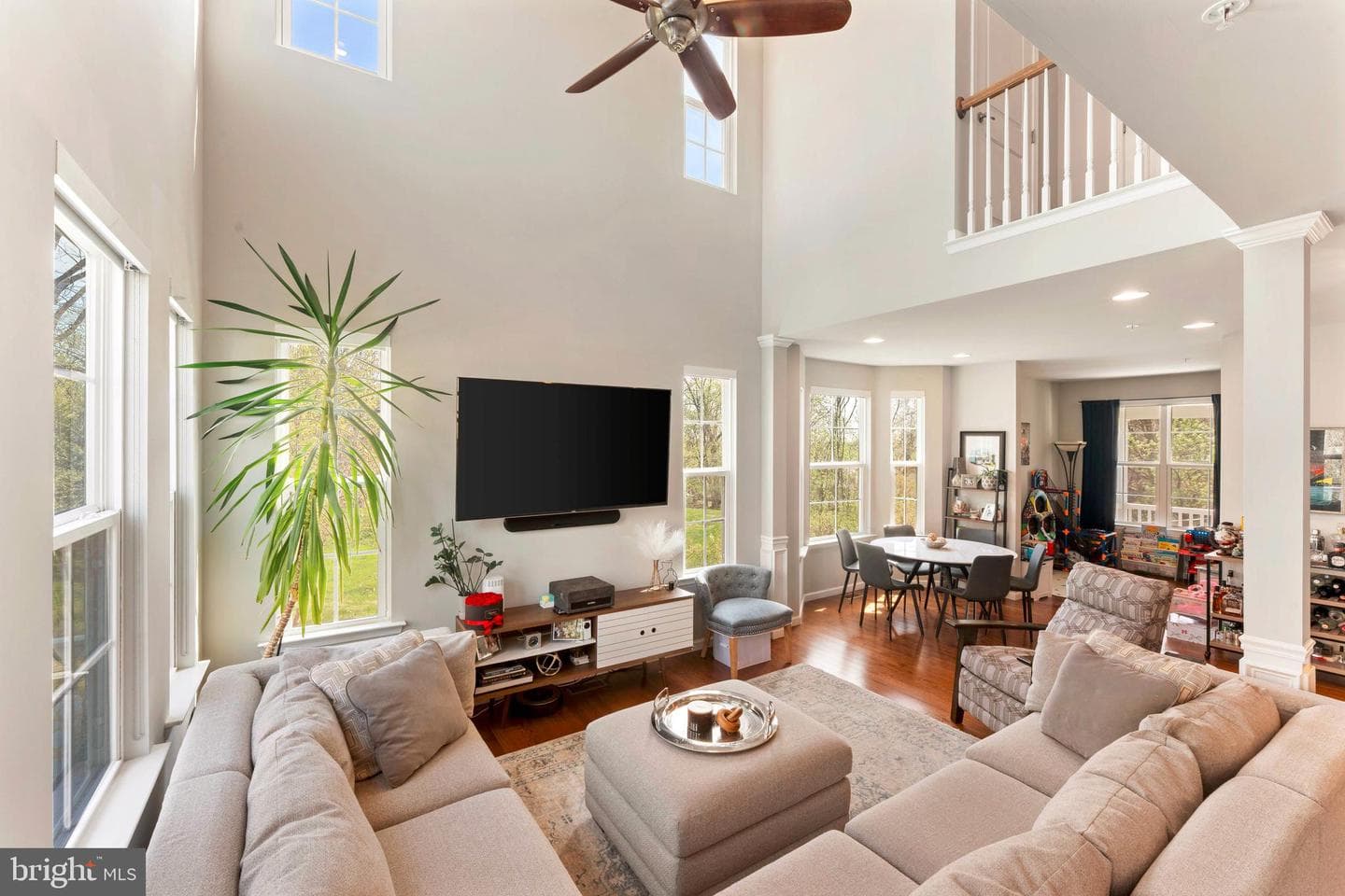 345 Newtown Road photo 16