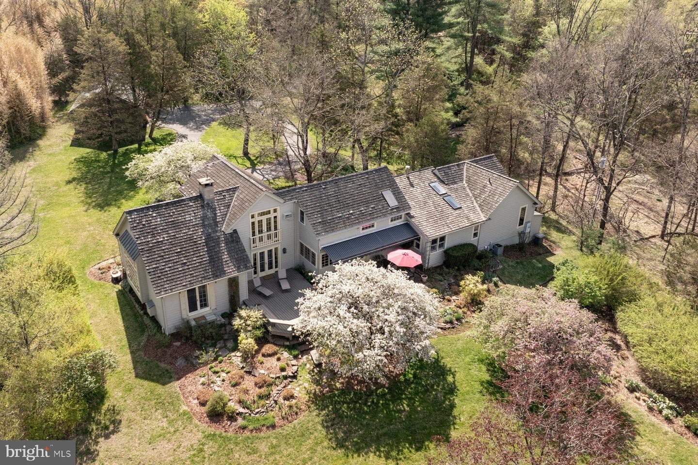 542 Headquarters Road photo 9