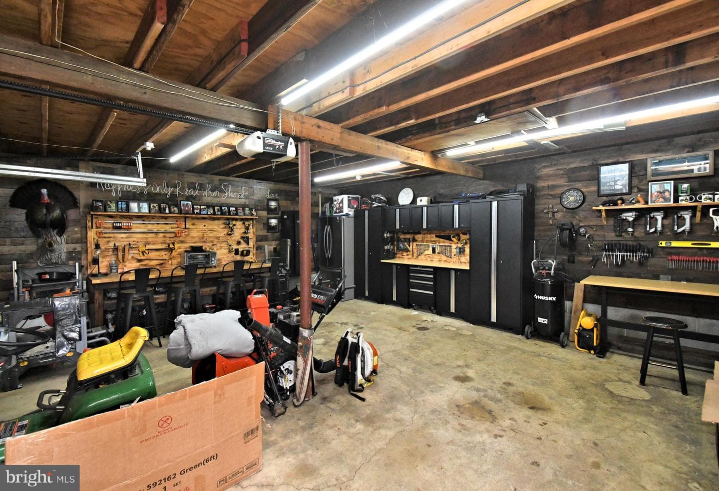89 Upland Drive photo 46