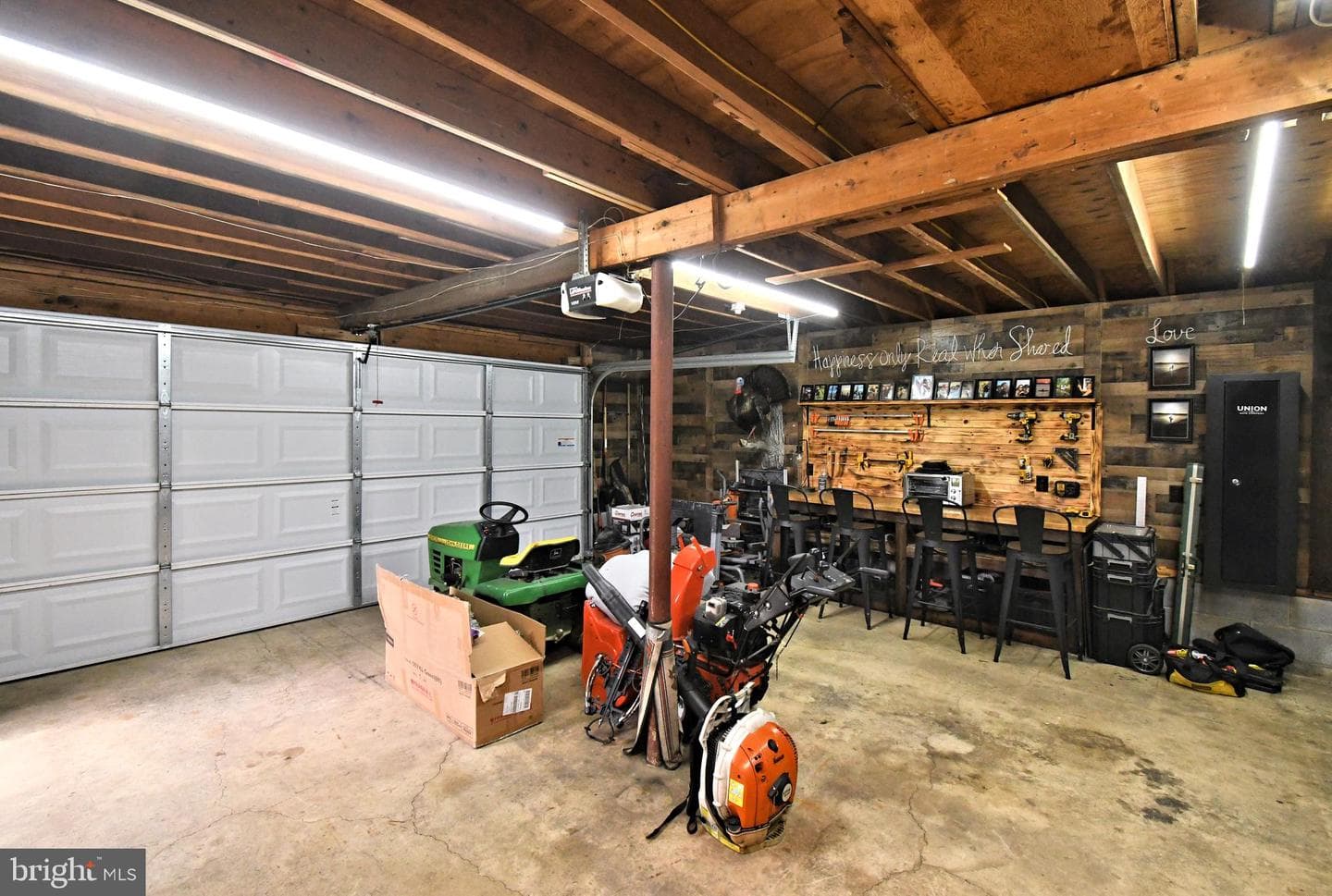 89 Upland Drive photo 47