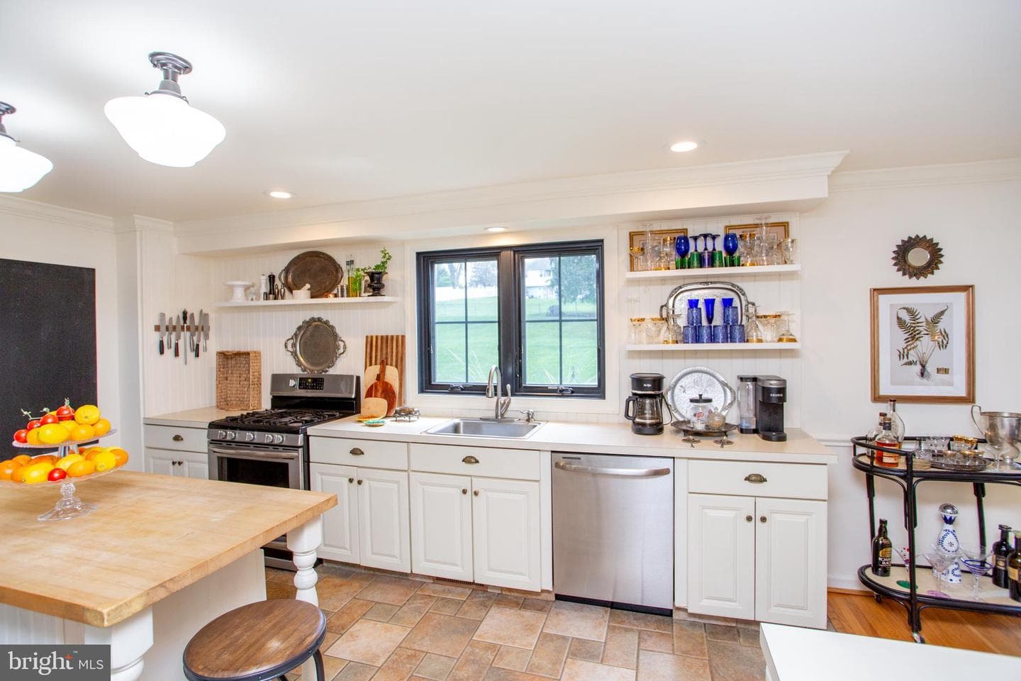 98 E Heron Road photo 23