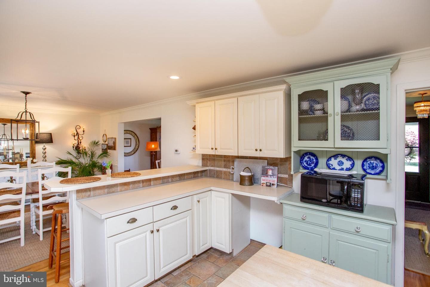 98 E Heron Road photo 31