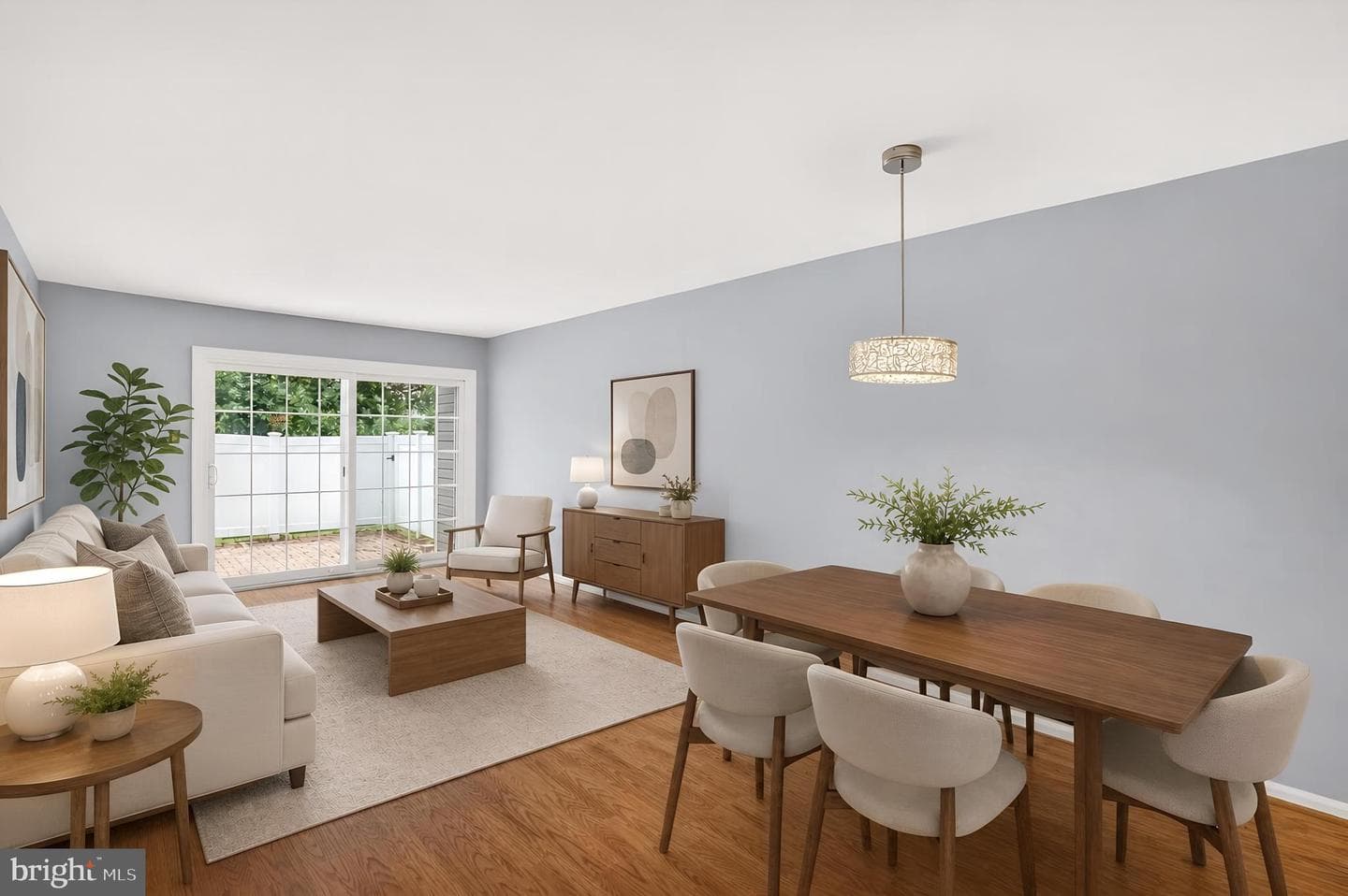 16012 Beacon Hill Drive photo 4