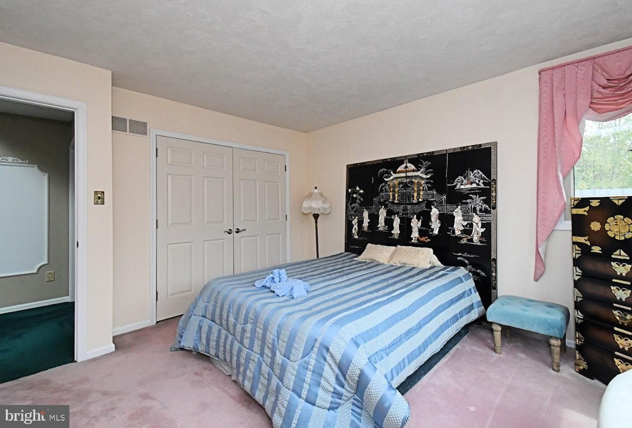 695 Friar Drive photo 31