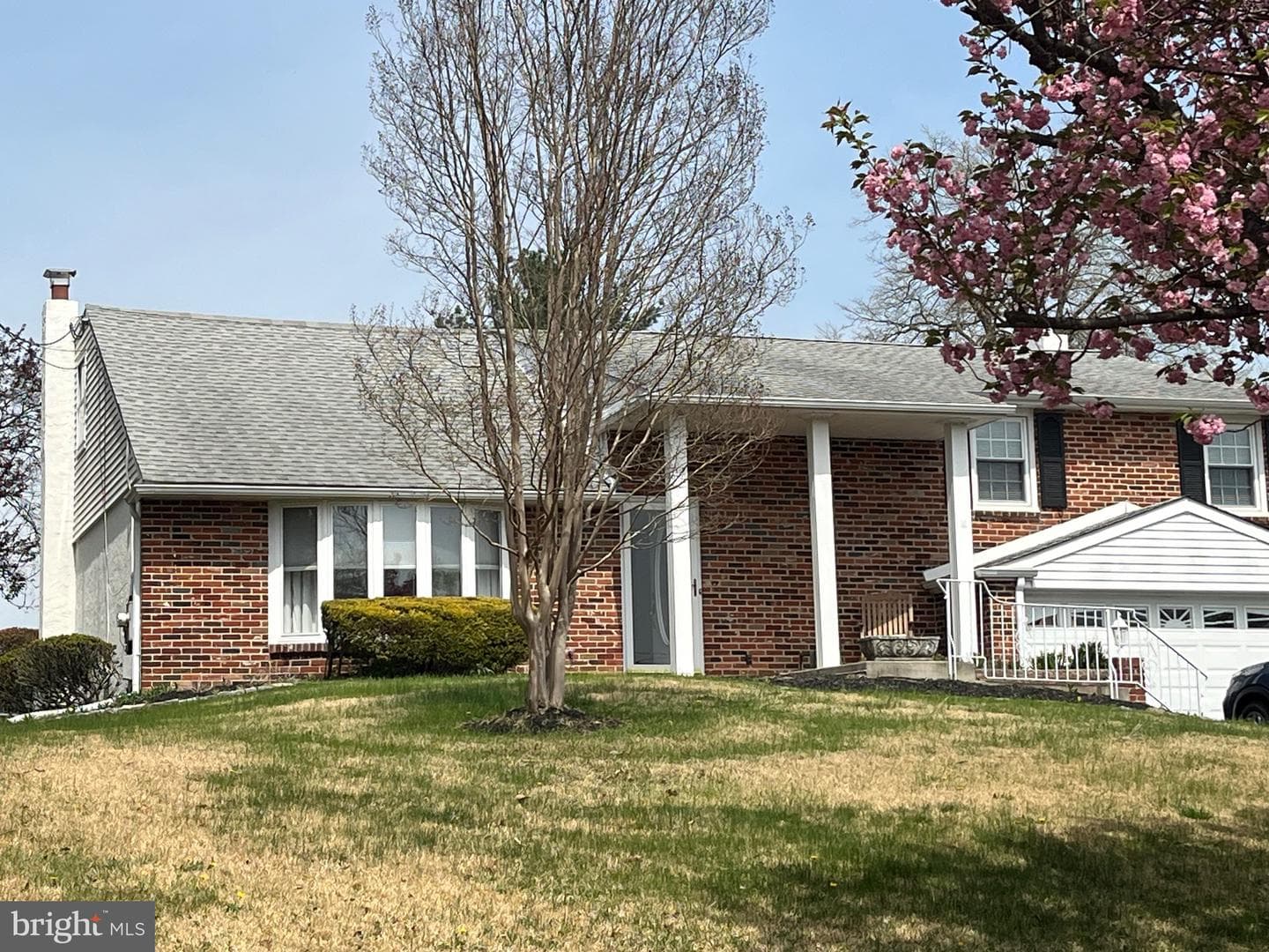 212 S Marmic Drive