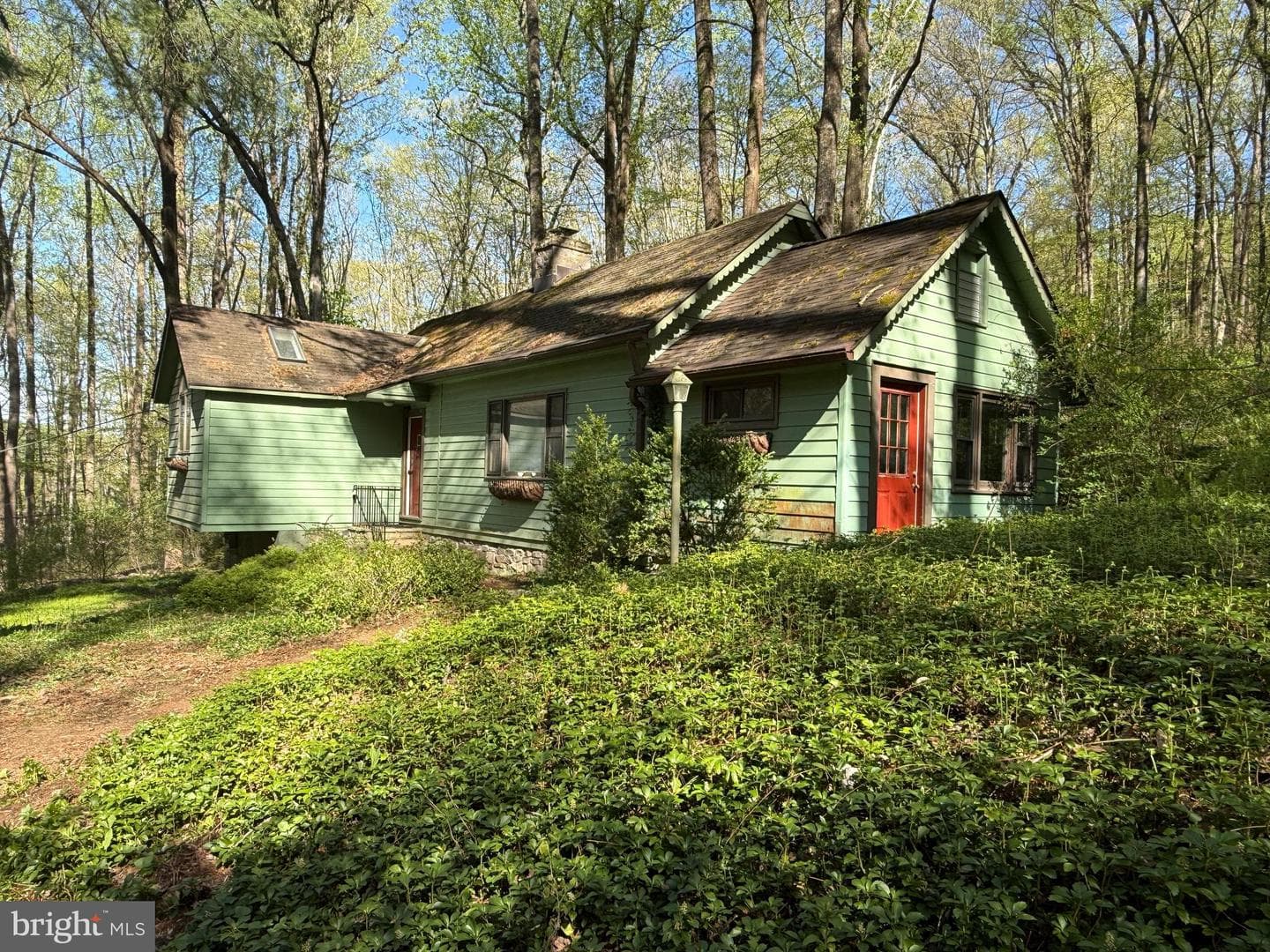 7126 Upper York Road photo 2