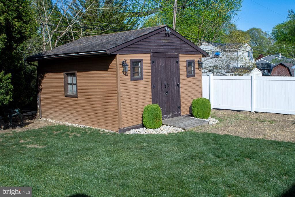 14 Revere Street photo 37