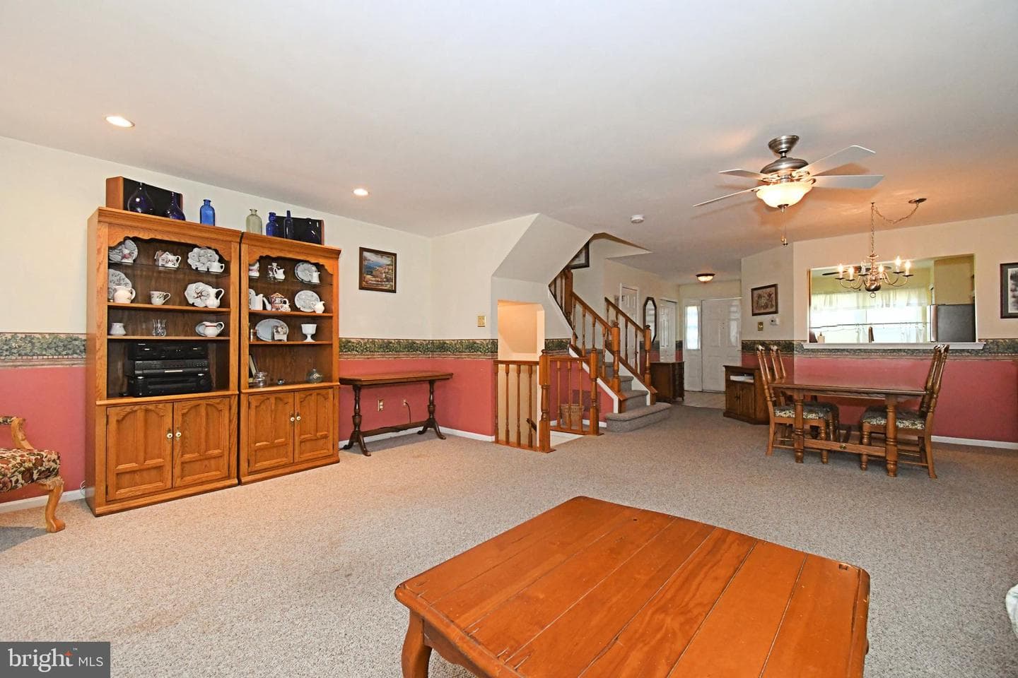 331 Ivanhoe Court photo 18