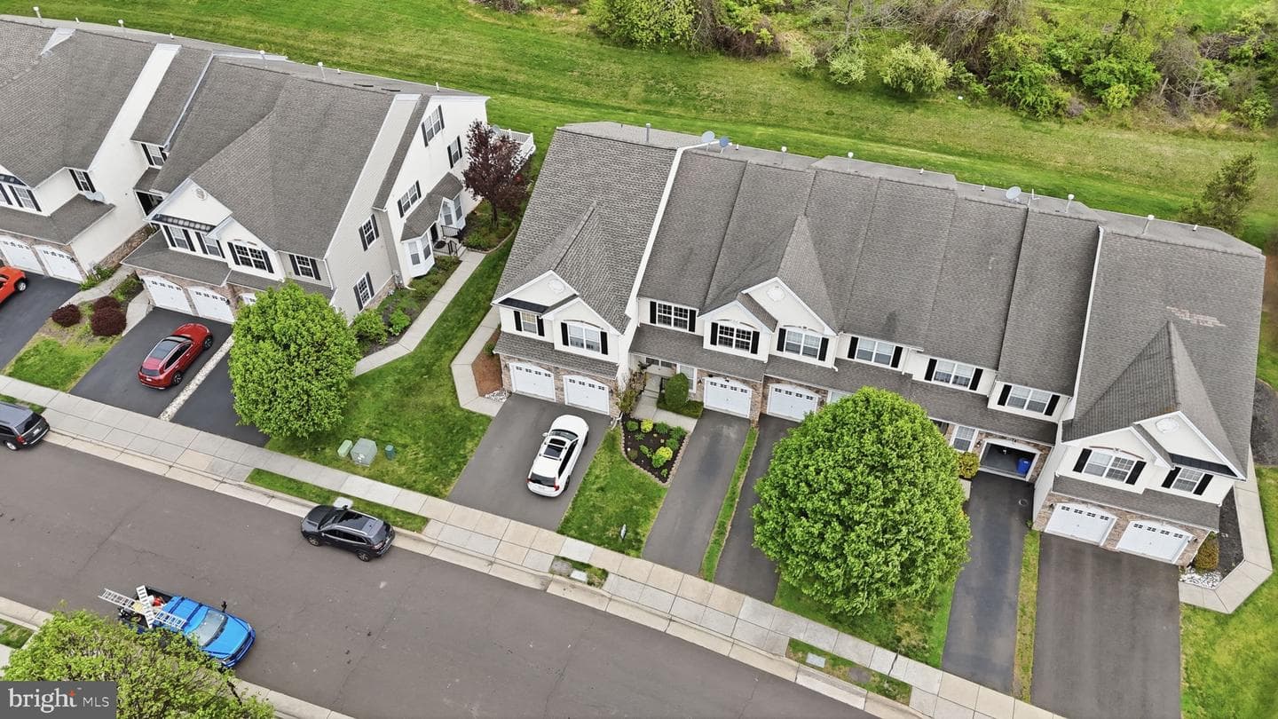 7 Wellington Road photo 46
