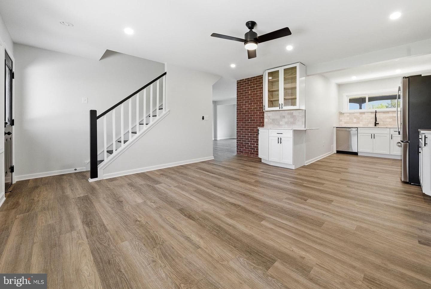 11 Whitewood Drive photo 20