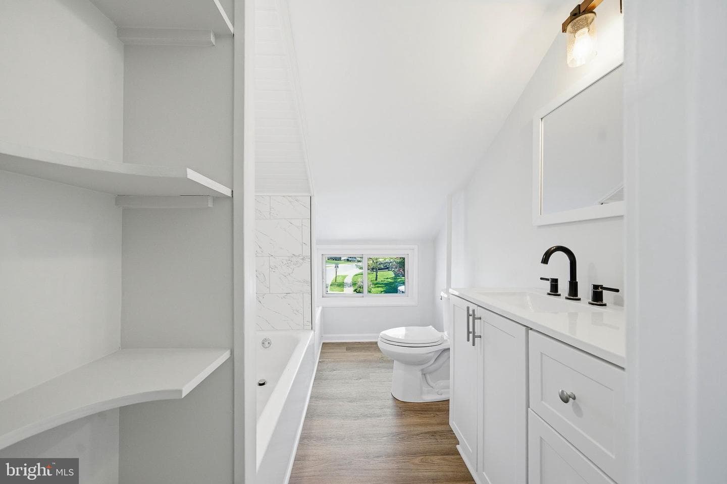 11 Whitewood Drive photo 24